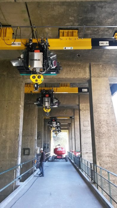 Paranchi EUROBLOC VT di VERLINDE installati da MEIJE per il rinnovamento di sei dighe idroelettriche dell'EDF sulla Maulde